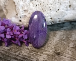 Čaroit kabošon - top kvalita 3,6 g