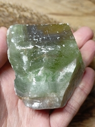 KALCIT smaragdový - zelený surový 205 g 