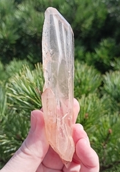 Krystal křišťálu s hematitem KLÍČE - mistrovský krystal