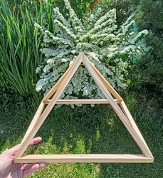 Pyramida dřevěná 35 cm z jasanu