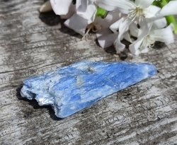 Kyanit modrý 5,7 g - ROZLET
