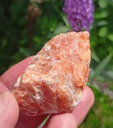 Kalcit oranžový surový 47 g