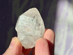 Křišťál window quartz URYCHLOVAČ 40,6 g 