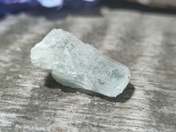 AKVAMARÍN krystal 5,2 g Brazílie PROPOJENÍ DO NITRA