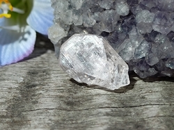 DANBURIT mistrovský krystal 3,12 g - Světlonoš 