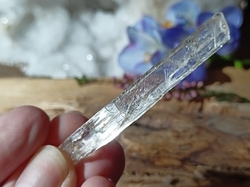 Hiddenit krystal extra kvalita 9,6 g - HŮLKA ZÁZRAKŮ