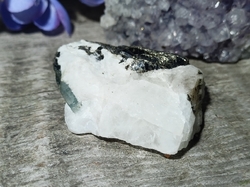 Měsíční kámen surový 35,7 g Indie