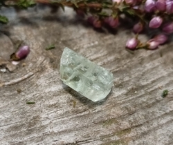 HELIODOR krystal extra kvalita 1,1 g   VĚDOMÉ TVOŘENÍ 