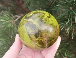 Zelený opál koule 589 g - RADOST A ENERGIE DO ŽIVOTA