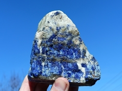 Lapis lazuli surový ZLATÉ VĚDOMÍ Pákistán 680 g