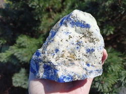 Lapis lazuli surový ZLATÉ VĚDOMÍ Pákistán 680 g