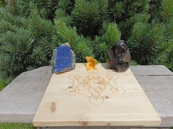 Merkaba-dřevěná podložka pro krystalové mřížky 30 cm