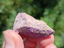 Purpurit surový 22,6 g Brazílie
