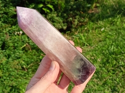 Špice fluorit duhový 500 g - MAJÁK  