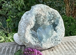 Celestýnová geoda 5200 g - mistrovský krystal