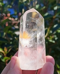Křišťál s limonitem špice broušená 90 g -  TVOŘIVÁ KOMUNIKACE