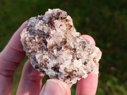 Magnezit, turmalín - uvit krystal 78,5 g Brazílie