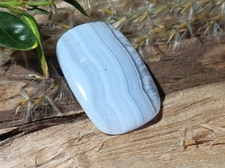 Chalcedon modrý kabošon extra kvalita 4,53 g