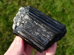 Turmalín skoryl 328 g Brazílie