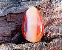 Karneol kapka 15,5 g