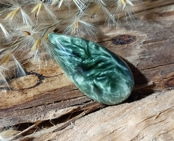 SERAFINIT kabošon 1,36 g