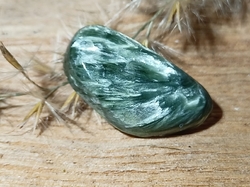SERAFINIT kabošon 1,4 g KŘÍDLO