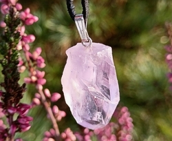 Ametystová špice krystal 2,7 cm přívěsek - PRŮVODCE