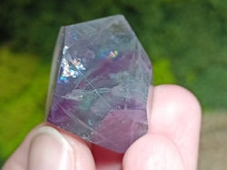 Fluorit duhový leštěný 28,5 g - FREEFORMA