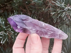 Ametystová špice žezlo 115 g - FIALOVÝ PAPRSEK