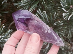 Ametystová špice žezlo 115 g - FIALOVÝ PAPRSEK