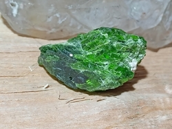 Chromdiopsid krystal surový 9,8 g 