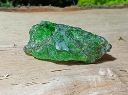 Chromdiopsid krystal surový 12 g 
