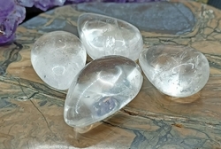 Křišťál kapka QA 3 cm