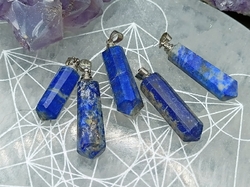 Lapis lazuli přívěsek / kyvadlo 2,7 cm