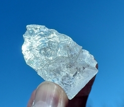 Topaz duhový krystal 22,4 g - PROPOJENÍ S NOVOU ZEMÍ