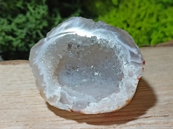 Achát peříčkový  mini geoda 15,6 g