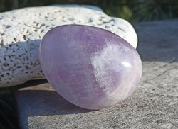 Ametyst hmatka 83 g Madagaskar
