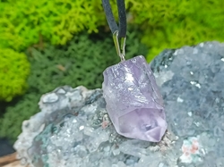 Ametystová špice krystal 2,5 cm přívěsek - PRŮVODCE I. 