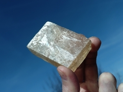 Islandský kalcit přírodní 76,1 g - SOLÁRNÍ SLUNCE