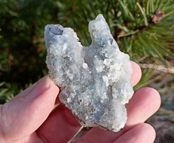 Apofylit s chalcedonem drúza 47 g - VESMÍRNÁ BYTOST