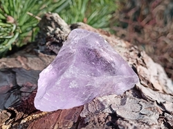 Ametyst surový 60,5 g Madagaskar