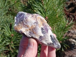 Ametyst chevron surový 159 g - JSEM PROPOJEN