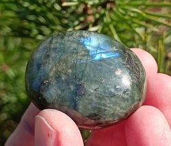 Labradorit leštěný mini hmatka 36,7 g