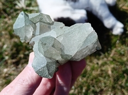 Horský kříšťál s chloritem drúza Mont Blanc - ZELENÝ CHRÁM 