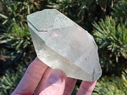 Horský kříšťál s chloritem špice 292 g Mont Blanc  - MOUDRÝ PRŮVODCE