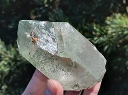 Horský kříšťál s chloritem špice 292 g Mont Blanc  - MOUDRÝ PRŮVODCE
