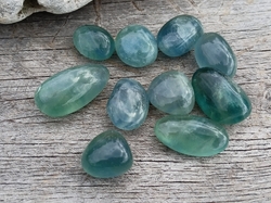 Fluorit modrý troml. 8,1 - 15 g