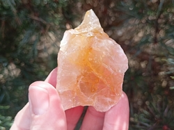 Křišťál + křemen surový s limonitem 73 g - SLUNCE