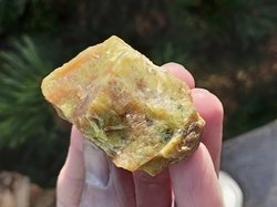 Zelený opál surový 30 - 55 g Madagaskar