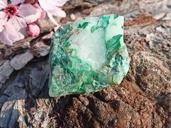Dioptas v křemeni surový výběrový 21,9 g